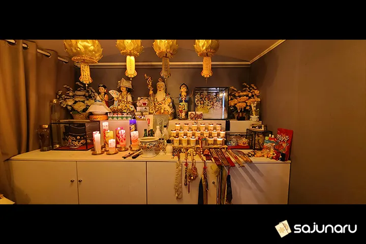 사주나루 진령동자