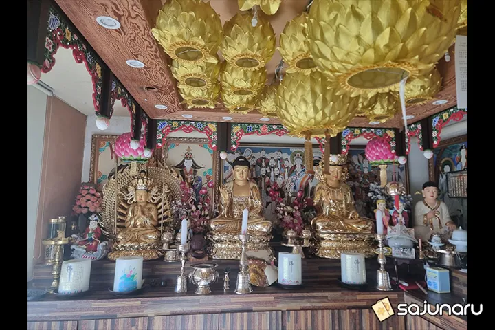 사주나루 흰돌보살