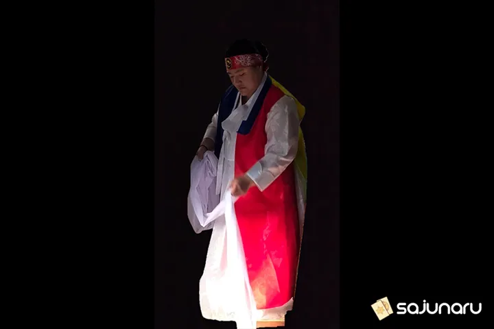 사주나루 꽃돼지동자